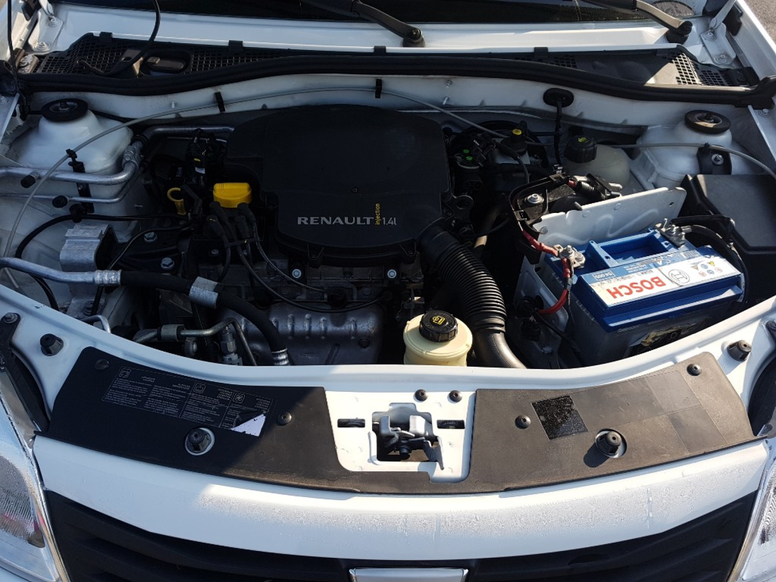 DACIA SANDERO 1.4 MPI 75 GPL eco2 Ambiance kit d embrayage et