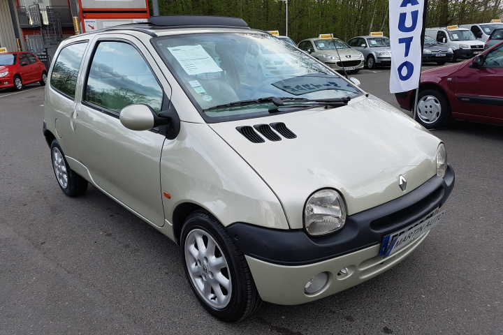 RENAULT TWINGO